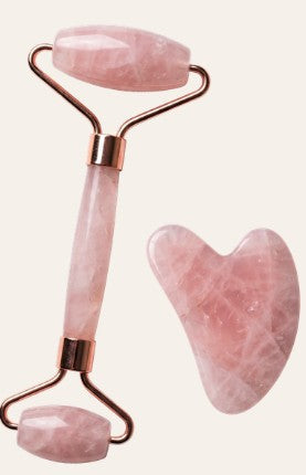 Les bienfaits du quartz rose : pourquoi cette pierre séduit autant dans les routines beauté ?